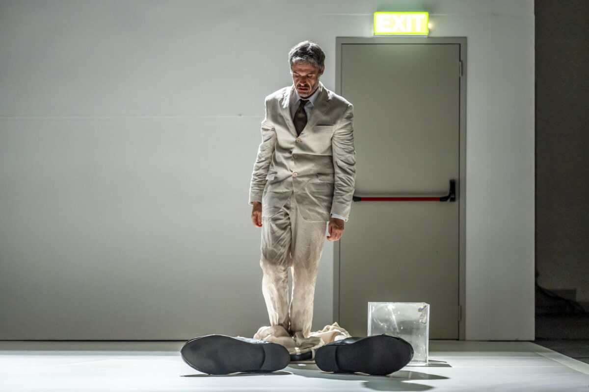 Teatro Vascello, Jekyll e Hyde: il lato oscuro dell’identità Teatro Vascello, Jekyll e Hyde: il lato oscuro dell’identità
