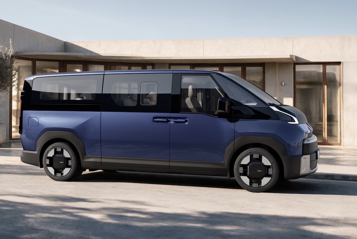 Kia PV7 debutta a Hannover: produzione dedicata e 23 versioni Kia PV7 debutta a Hannover: produzione dedicata e 23 versioni