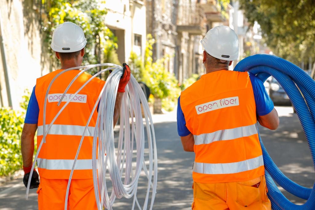 Open Fiber, fibra ottica in 75 Comuni delle valli bergamasche: oltre 100mila unità immobiliari raggiunte Open Fiber, fibra ottica in 75 Comuni delle valli bergamasche: oltre 100mila unità immobiliari raggiunte