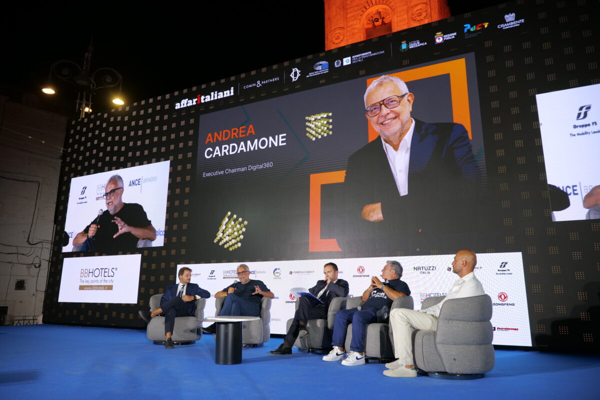 Amodei avverte sui rischi dell’IA: a La Piazza 2026 si discuteva già di regole, Big Tech e sovranità tecnologica Amodei avverte sui rischi dell’IA: a La Piazza 2026 si discuteva già di regole, Big Tech e sovranità tecnologica