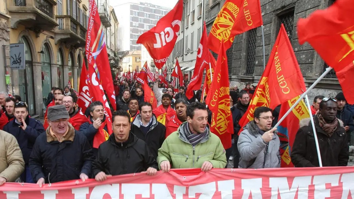 Lavoro nel Lazio, è allarme rosso: 8 milioni di ore di cassa integrazione e crisi a catena. La CGIL chiede a gran voce un cambio di passo Lavoro nel Lazio, è allarme rosso: 8 milioni di ore di cassa integrazione e crisi a catena. La CGIL chiede a gran voce un cambio di passo