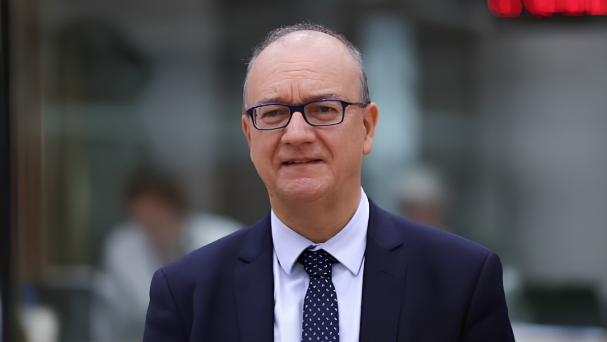 Prof accoltellata a Roma, Valditara premierà lo studente che fermò il 13enne: “Un esempio di civiltà” Prof accoltellata a Roma, Valditara premierà lo studente che fermò il 13enne: “Un esempio di civiltà”