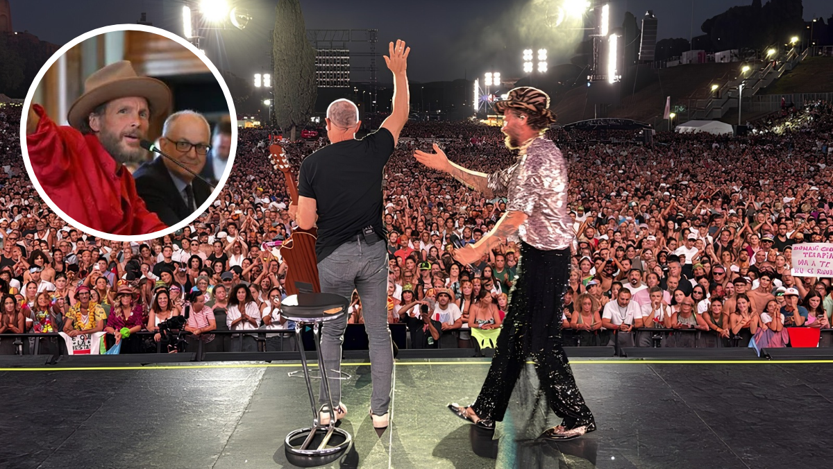 Gualtieri popstar per una notte al Circo Massimo: alla chitarra con Jovanotti per una serenata a Roma Gualtieri popstar per una notte al Circo Massimo: alla chitarra con Jovanotti per una serenata a Roma