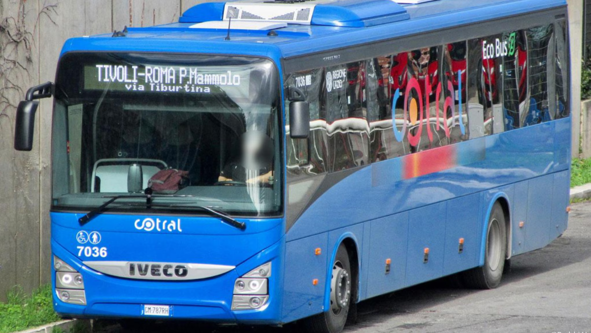 Trasporti, proroga Metrebus sulle linee ex Cotral fino a fine 2026: gratuità estesa agli over 70 Trasporti, proroga Metrebus sulle linee ex Cotral fino a fine 2026: gratuità estesa agli over 70