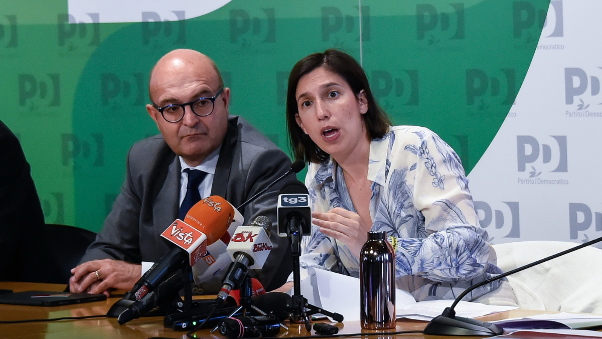 Italia in deficit, Misiani (Pd): “Meloni pensa a mance e mancette, ma l’economia non cresce. La nostra battaglia sarà il salario minimo” Italia in deficit, Misiani (Pd): “Meloni pensa a mance e mancette, ma l’economia non cresce. La nostra battaglia sarà il salario minimo”