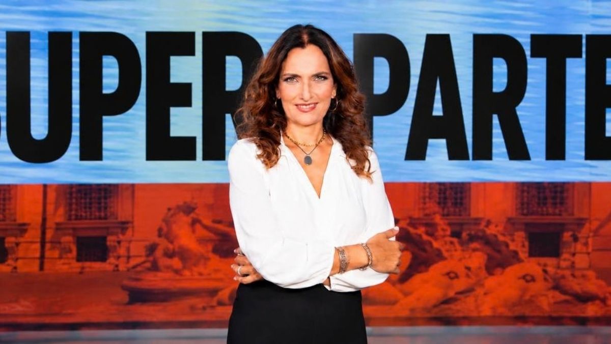 Safiria Leccese: “Per essere davvero super partes bisogna spostare il centro sull’altro” – INTERVISTA Safiria Leccese: “Per essere davvero super partes bisogna spostare il centro sull’altro” – INTERVISTA