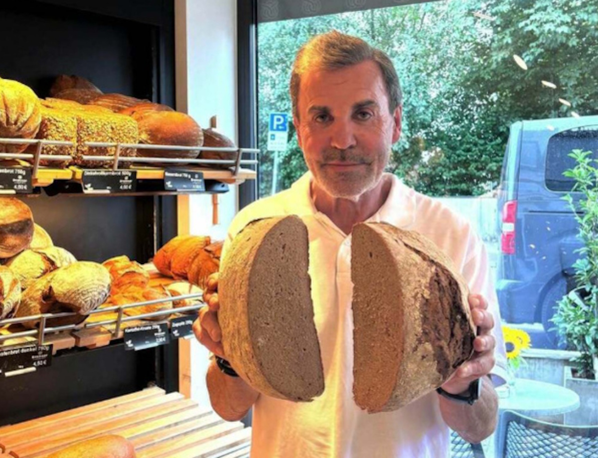 Compra mezza pagnotta ma è più leggera di 10 grammi: il reclamo costa 15mila euro al fornaio Compra mezza pagnotta ma è più leggera di 10 grammi: il reclamo costa 15mila euro al fornaio