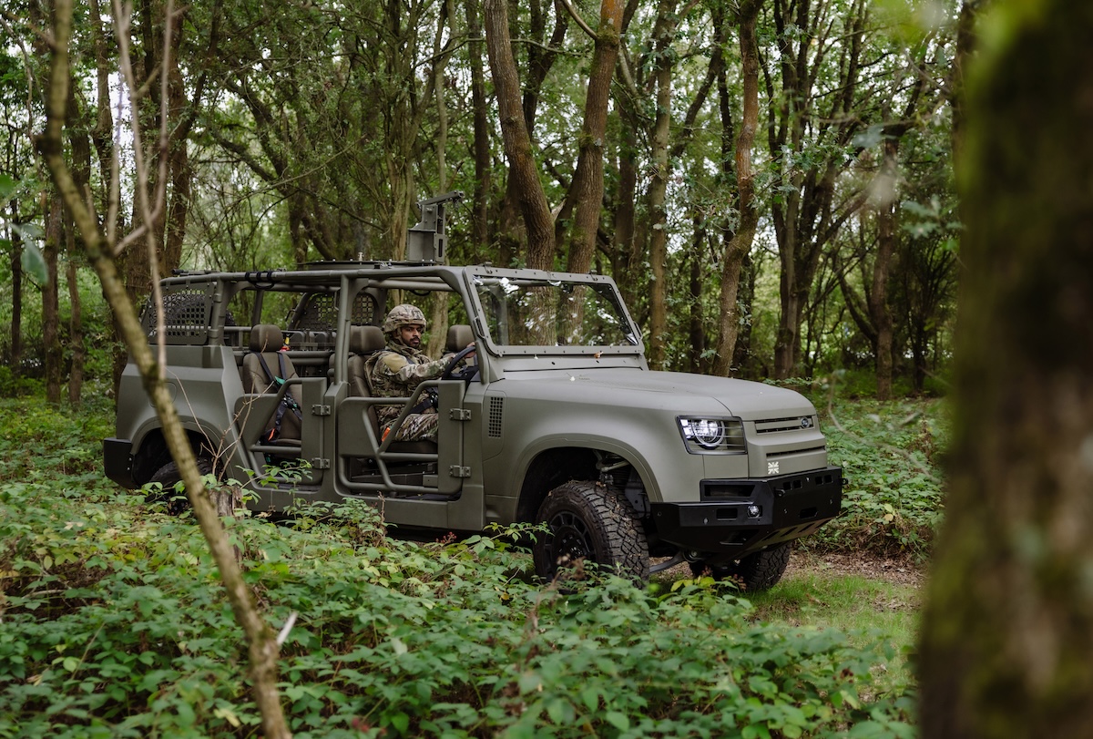 Defender Wolf Series II, debutta il nuovo fuoristrada militare per Regno Unito e NATO Defender Wolf Series II, debutta il nuovo fuoristrada militare per Regno Unito e NATO