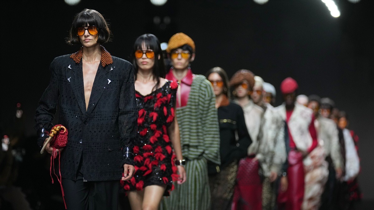 Milano Fashion Week, la città torna capitale della moda: Prada apre la settimana delle grandi firme Milano Fashion Week, la città torna capitale della moda: Prada apre la settimana delle grandi firme