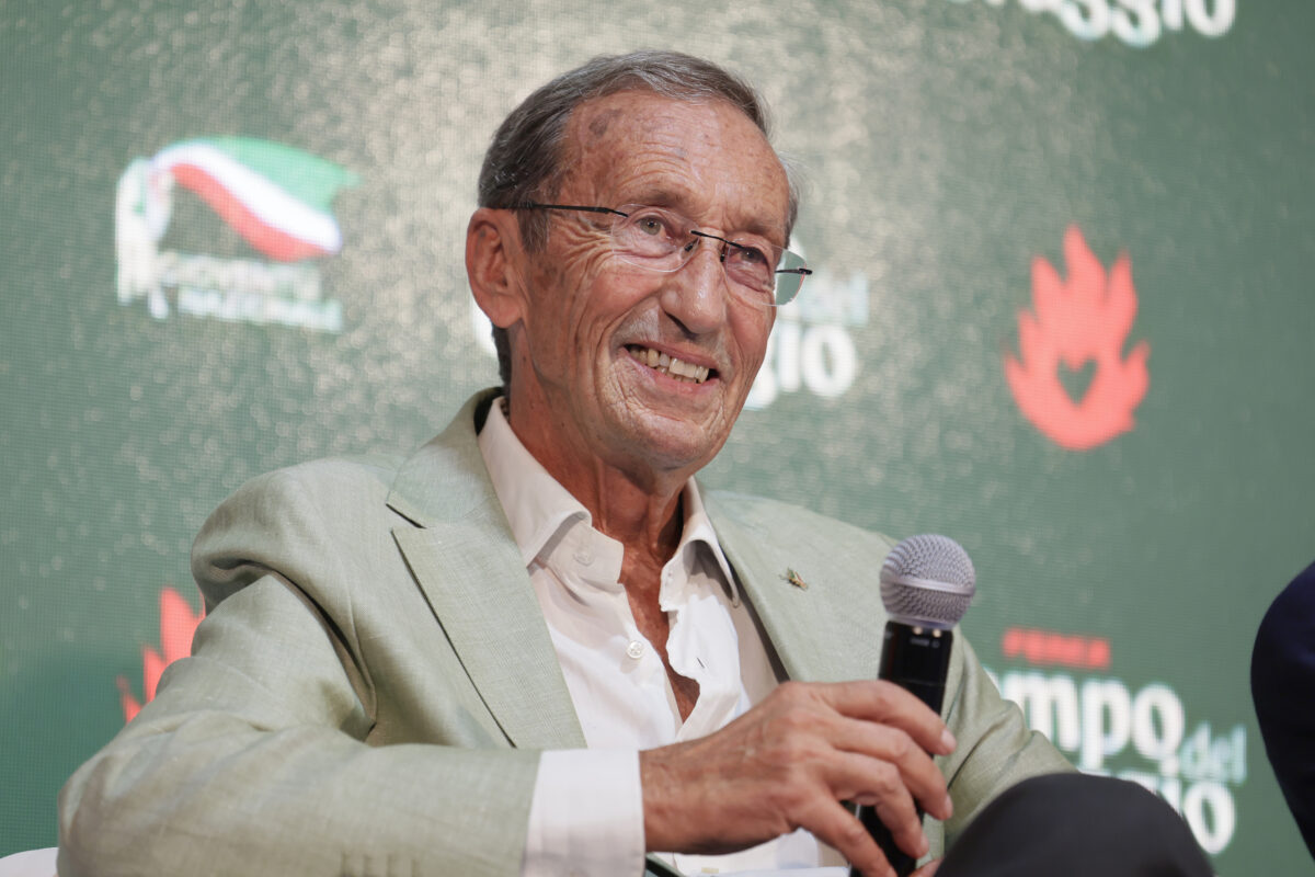 Si apre la festa di Fenix, Donzelli punge Vannacci: “È l’unica speranza della sinistra” Si apre la festa di Fenix, Donzelli punge Vannacci: “È l’unica speranza della sinistra”