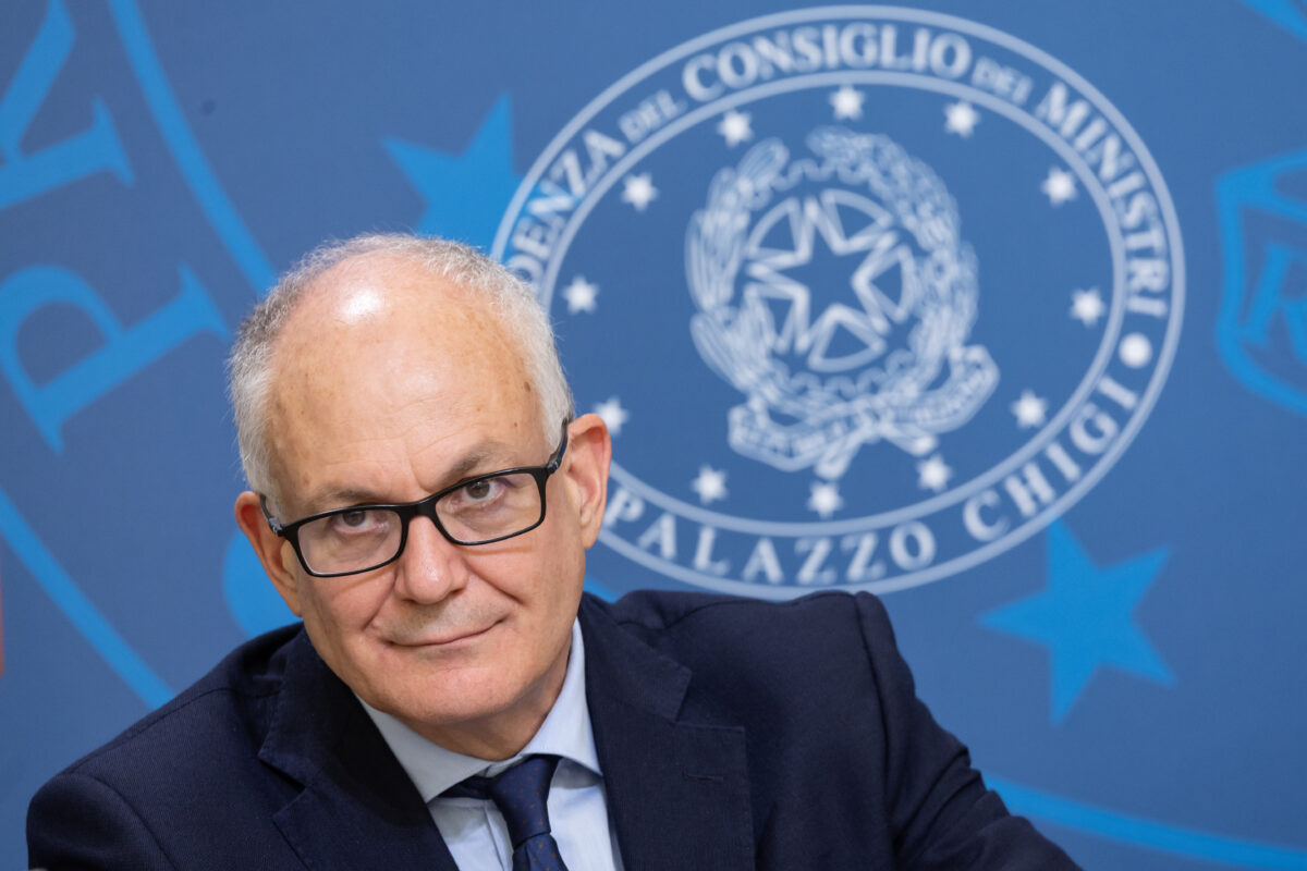 Gualtieri: “Con i soldi spesi per le accise avremmo trasporti gratis” Gualtieri: “Con i soldi spesi per le accise avremmo trasporti gratis”