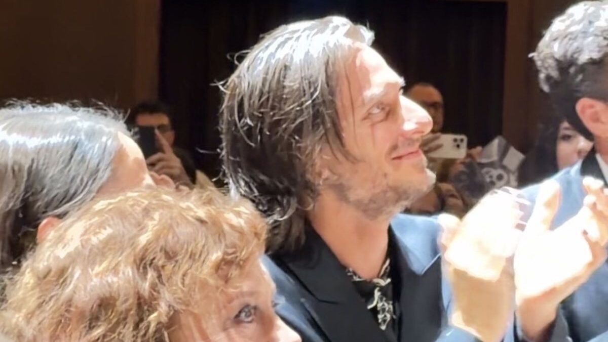 Venezia 83, otto minuti di applausi per The Echo Chamber. E il Lido entra nella seconda settimana Venezia 83, otto minuti di applausi per The Echo Chamber. E il Lido entra nella seconda settimana