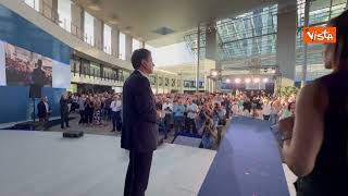 Standing per Conte all’evento del M5s Nova, Parola all’Italia a Milano