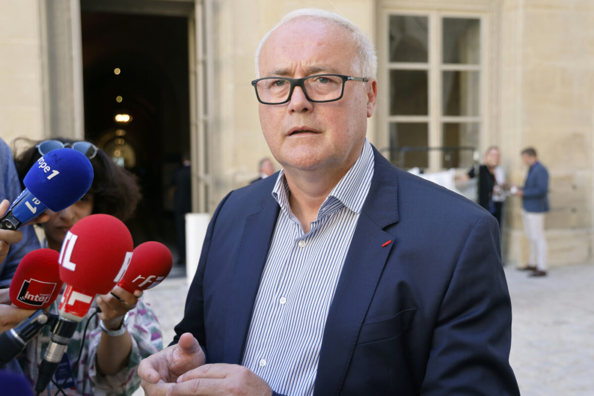 StM non cerca un nuovo Ad, il consiglio di sorveglianza sceglie ancora Jean-Marc Chery StM non cerca un nuovo Ad, il consiglio di sorveglianza sceglie ancora Jean-Marc Chery