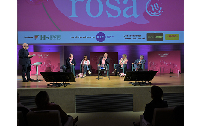 Gerry Scotti riceve un riconoscimento da protagonista con Sorrisi in Rosa e IULM