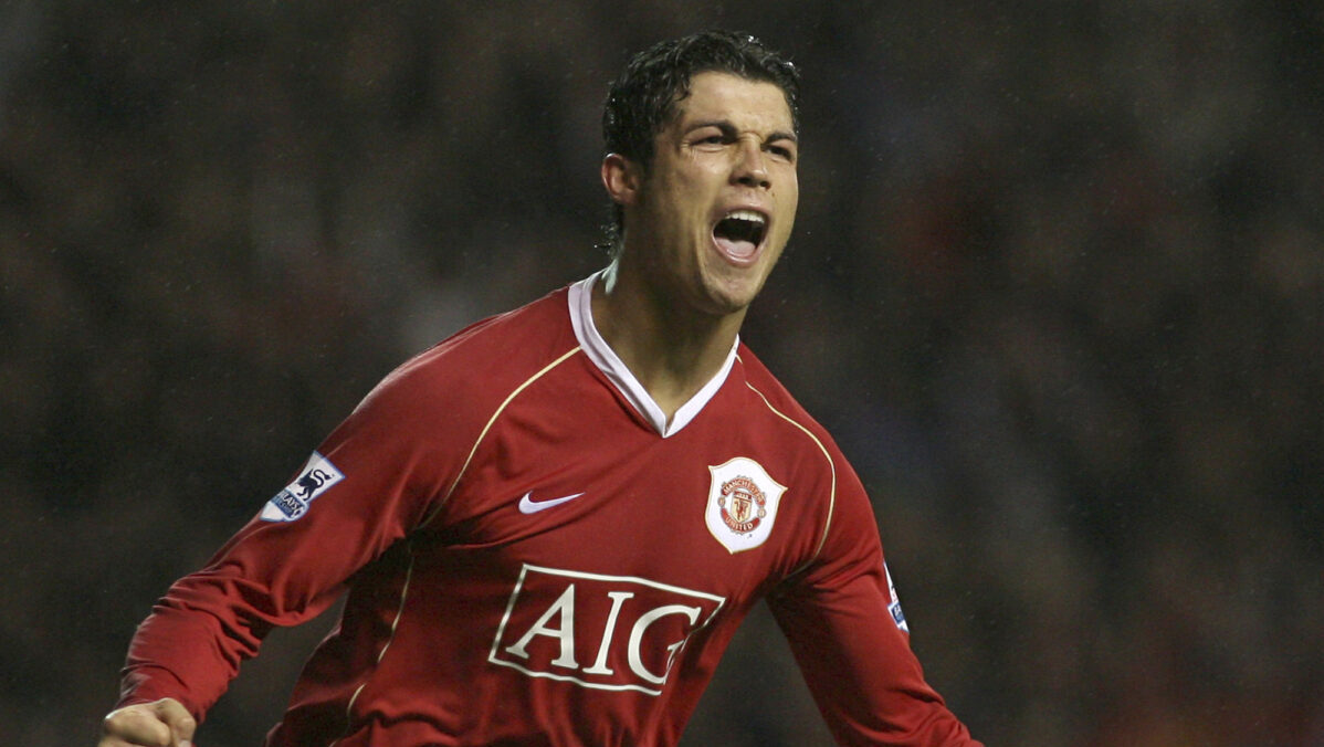 Cristiano Ronaldo batte Messi nel “Pallone d’Oro All Time”: il 2008 con lo United è l’annata migliore di sempre per i tifosi Cristiano Ronaldo batte Messi nel “Pallone d’Oro All Time”: il 2008 con lo United è l’annata migliore di sempre per i tifosi