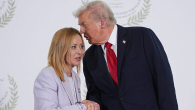 Trump, dietrofront su Meloni: “Mi è sempre piaciuta, il nostro rapporto è molto buono”. È la fine delle tensioni?