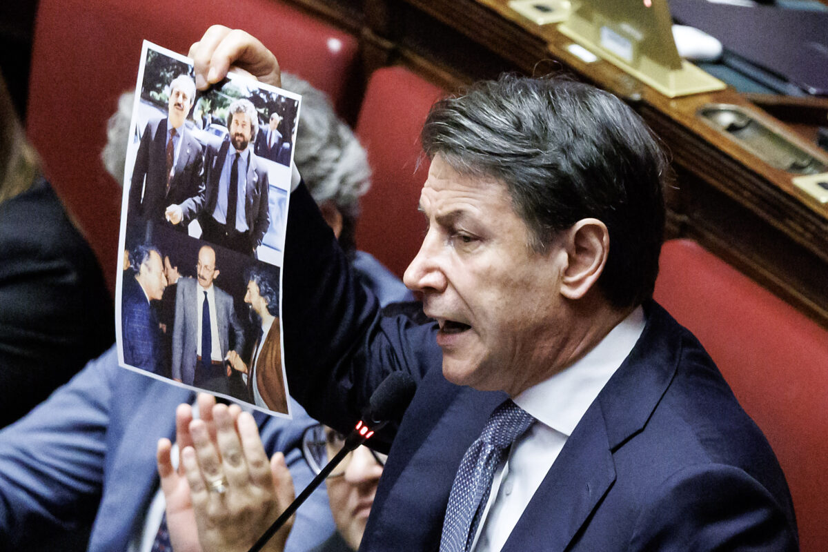 Legge elettorale, il dibattito si sposta: duello M5S-FdI su Scarpinato. Ecco che cosa è successo Legge elettorale, il dibattito si sposta: duello M5S-FdI su Scarpinato. Ecco che cosa è successo