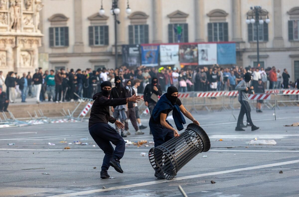 “Così le manifestazioni pacifiche potrebbero degenerare rapidamente”. Cortei a Milano e in tutta Italia, scatta l’alert dell’ambasciata Usa “Così le manifestazioni pacifiche potrebbero degenerare rapidamente”. Cortei a Milano e in tutta Italia, scatta l’alert dell’ambasciata Usa