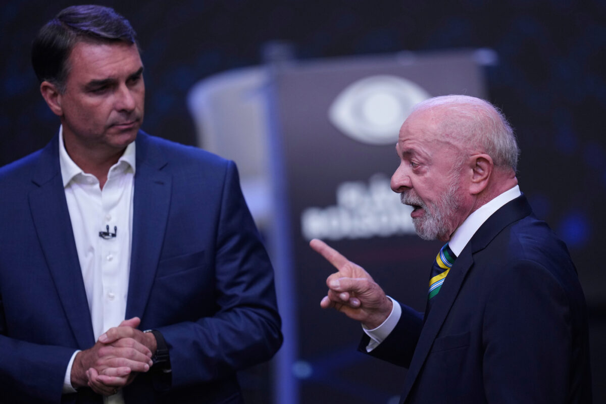 Brasile, duello tv tra Lula e Bolsonaro Jr: “Sei un clown”, “Tu un corrotto” Brasile, duello tv tra Lula e Bolsonaro Jr: “Sei un clown”, “Tu un corrotto”