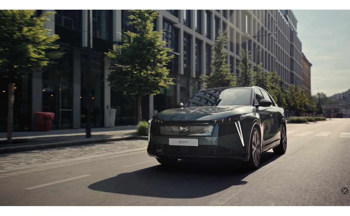 DS Automobiles lancia in Italia la campagna della nuova DS N°7 DS Automobiles lancia in Italia la campagna della nuova DS N°7