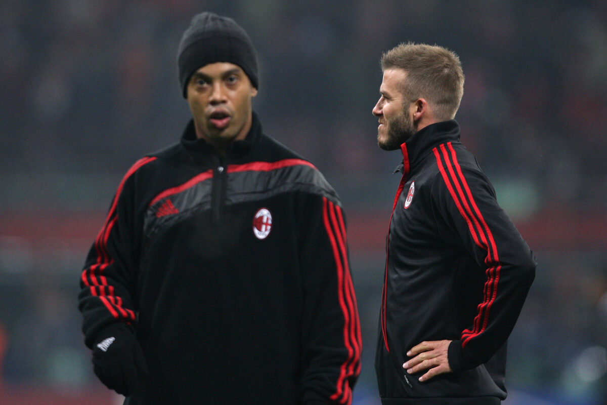 Milan, ritorno al passato sulle maglie? Adidas può riprendersi i rossoneri: quanta nostalgia per i tifosi – FOTO Milan, ritorno al passato sulle maglie? Adidas può riprendersi i rossoneri: quanta nostalgia per i tifosi – FOTO