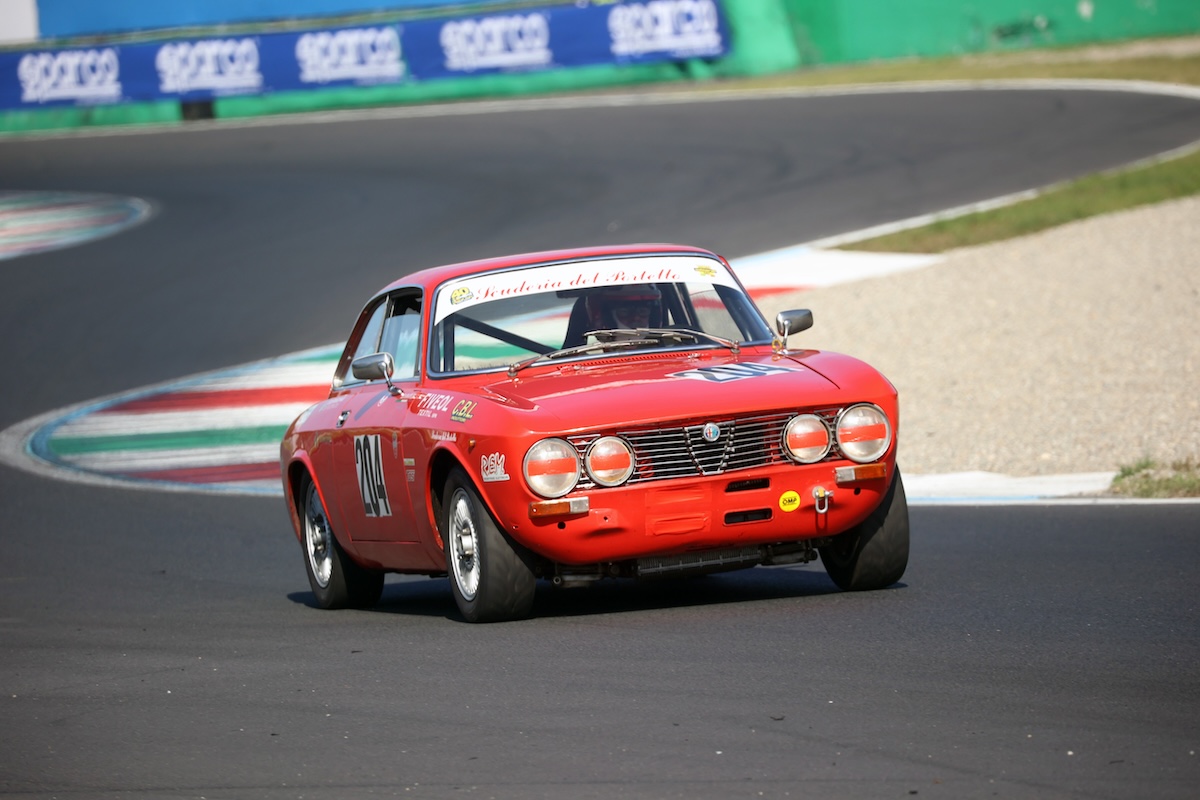 Casa Alfa Romeo a Monza: vetture storiche da competizione e Giulia Quadrifoglio Casa Alfa Romeo a Monza: vetture storiche da competizione e Giulia Quadrifoglio