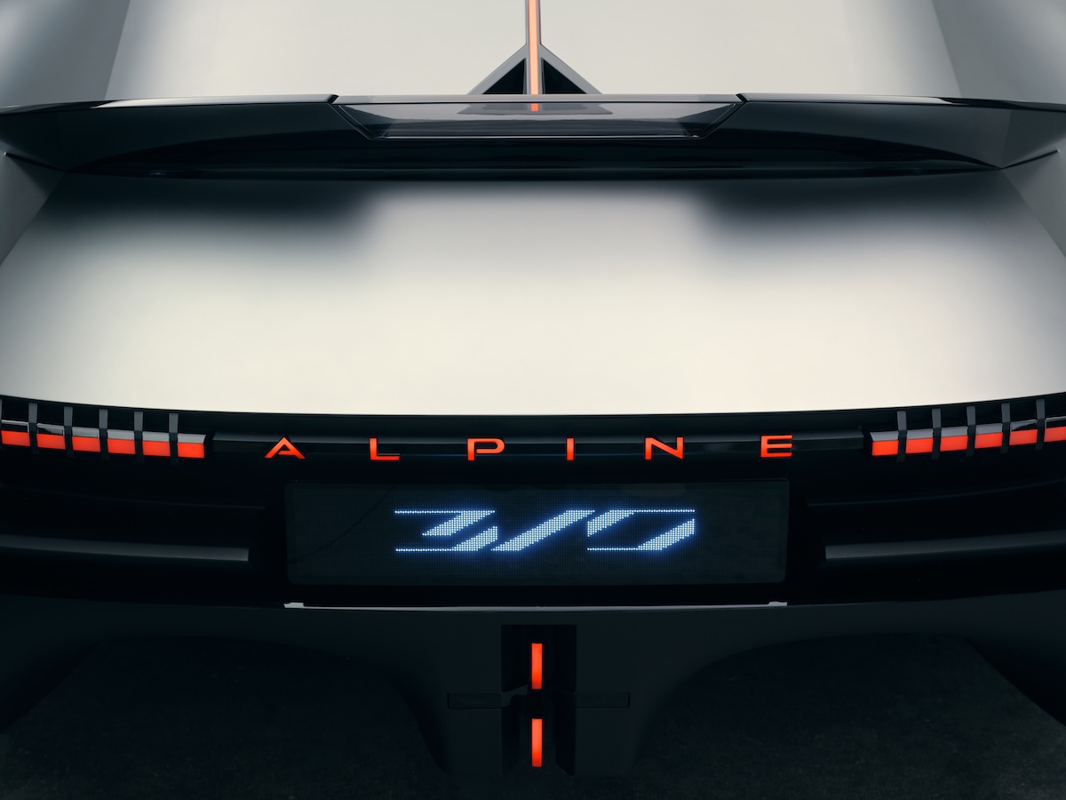 Parigi 2026, Alpine A310 Vision: il mito sportivo rinasce come concept