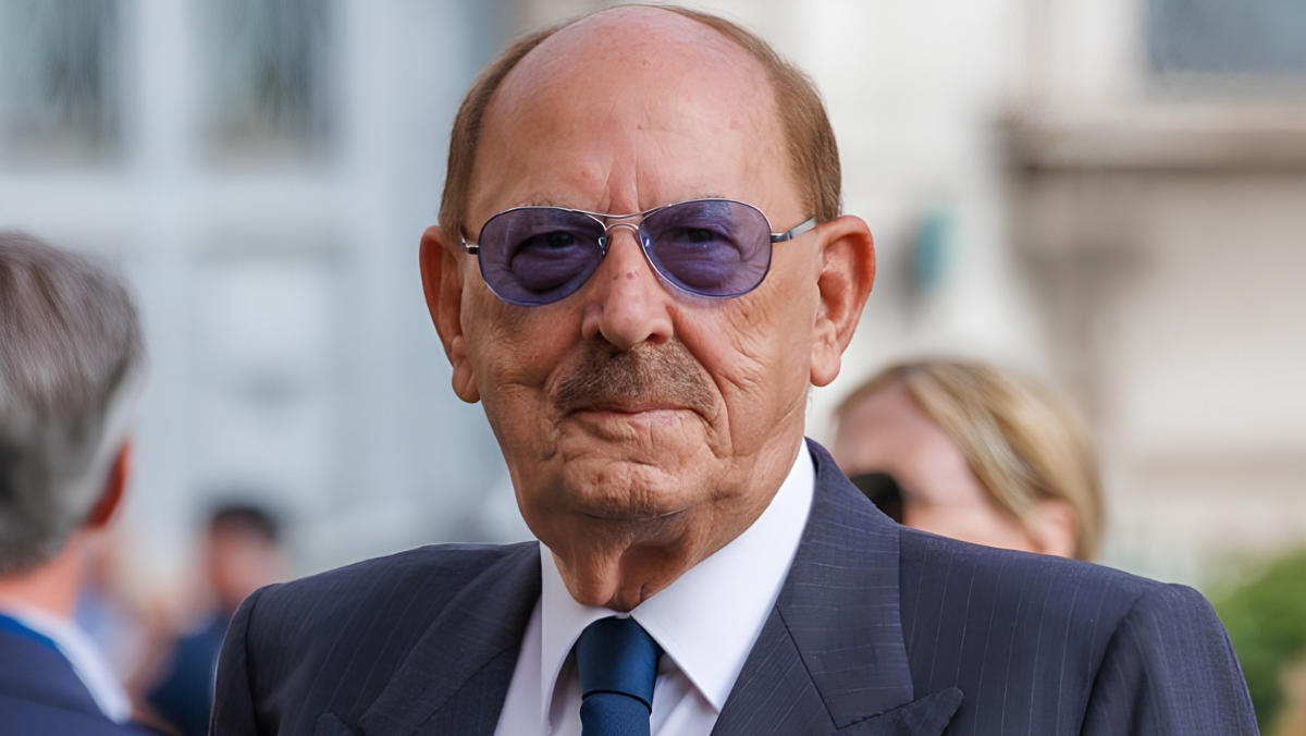 Lazio, la sanità presenta il conto: 82 milioni ad Angelucci. Una stangata per il bilancio regionale Lazio, la sanità presenta il conto: 82 milioni ad Angelucci. Una stangata per il bilancio regionale
