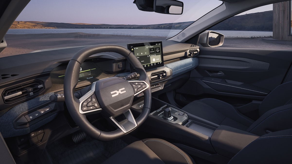 Nuova Dacia Striker ordinabile in Italia: ibrida, GPL e 4×4 Nuova Dacia Striker ordinabile in Italia: ibrida, GPL e 4×4
