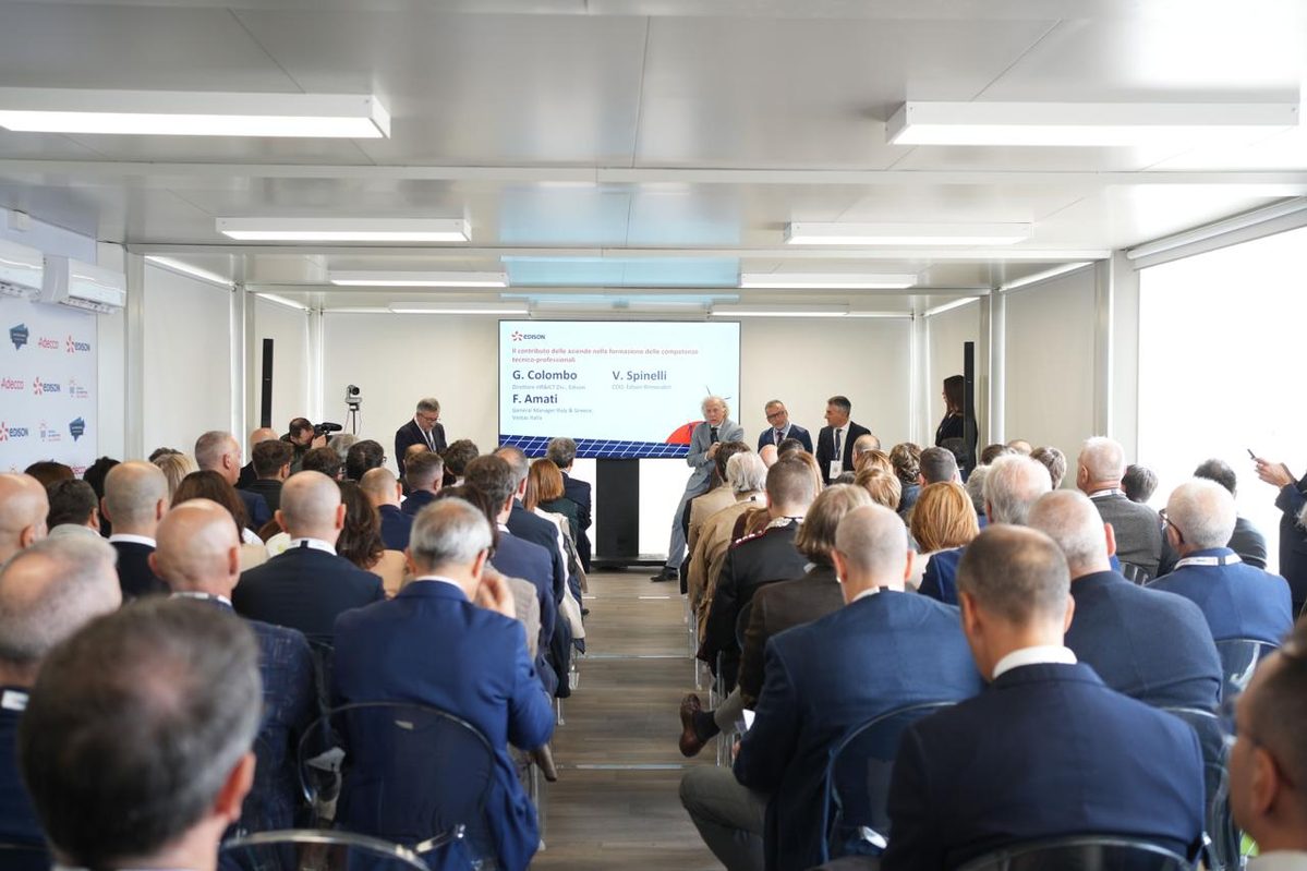 Edison, a Foggia il nuovo Training Center per formare tecnici delle energie rinnovabili Edison, a Foggia il nuovo Training Center per formare tecnici delle energie rinnovabili