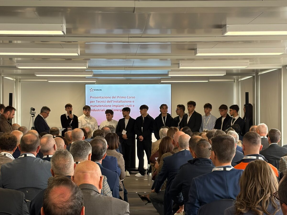 Edison, a Foggia il nuovo Training Center per formare tecnici delle energie rinnovabili Edison, a Foggia il nuovo Training Center per formare tecnici delle energie rinnovabili
