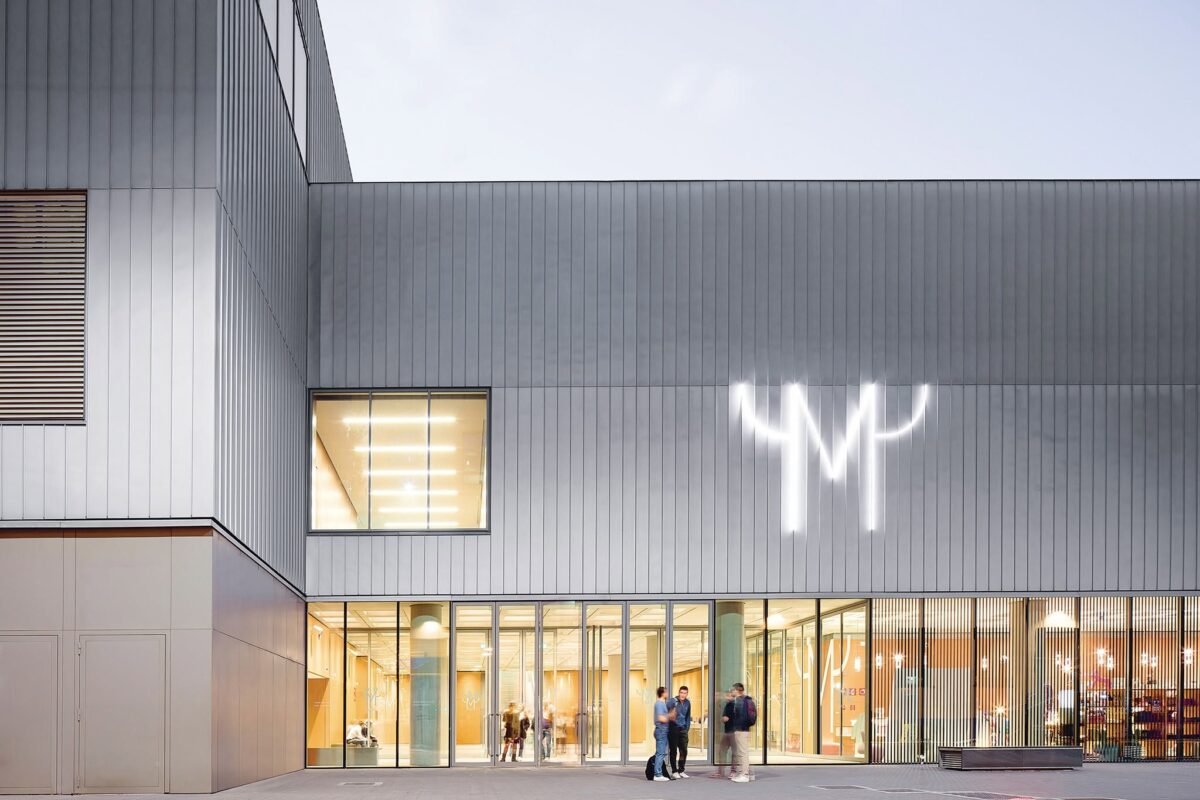 “Matisse. Il mondo in una stanza” per i 12 anni del Mudec di Milano “Matisse. Il mondo in una stanza” per i 12 anni del Mudec di Milano
