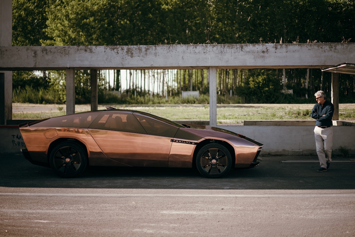 Fabrizio Giugiaro svela la Peralta D, one-off in rame per Carlos Peralta