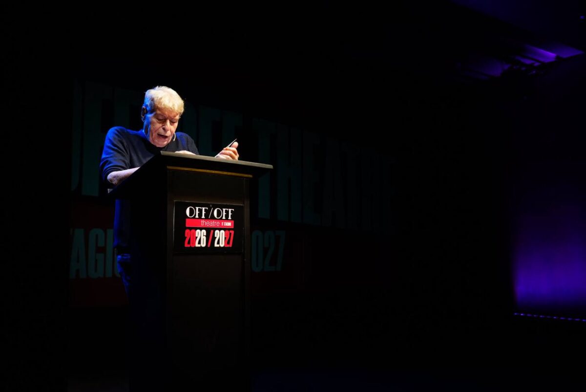 Off/Off Theatre, la nuova stagione: 30 spettacoli tra grandi protagonisti, cinema, nuove generazioni e intelligenza artificiale Off/Off Theatre, la nuova stagione: 30 spettacoli tra grandi protagonisti, cinema, nuove generazioni e intelligenza artificiale