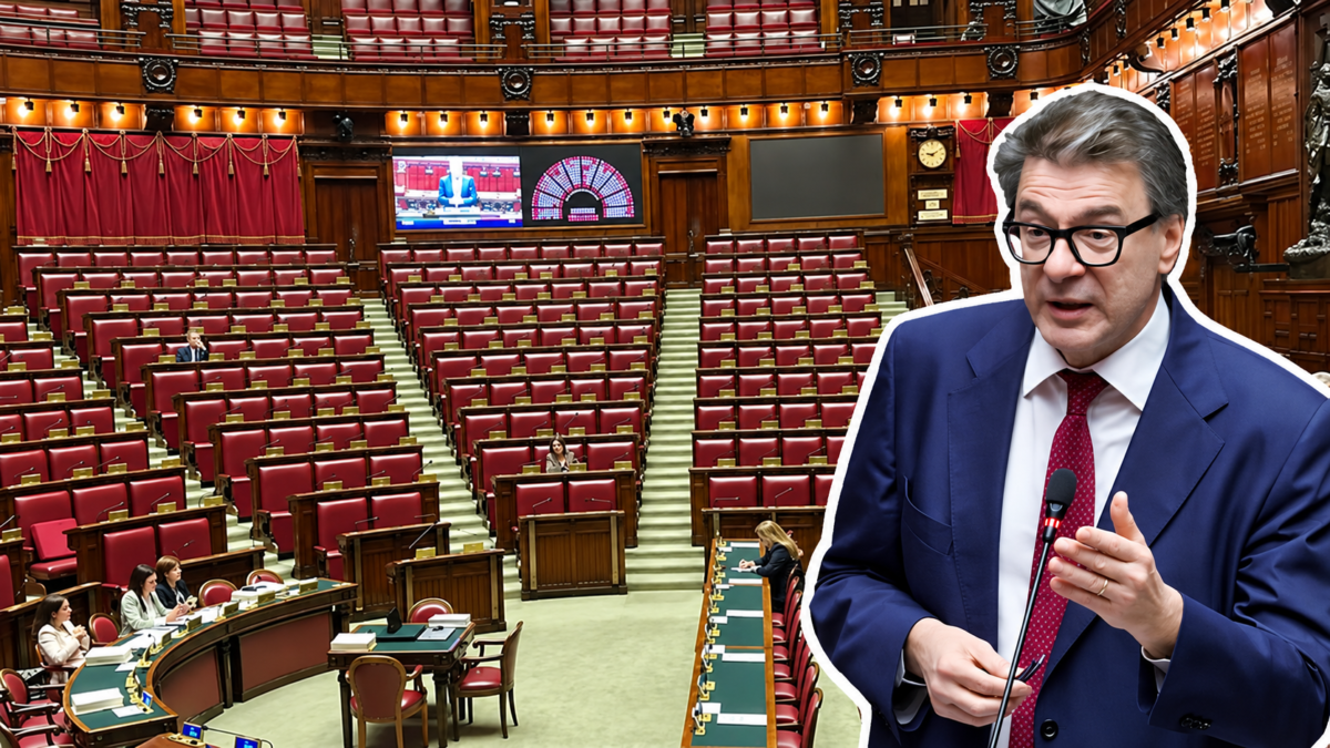 Montecitorio semideserto durante l’intervento di Giorgetti: il Parlamento vuoto, la Costituzione dimenticata Montecitorio semideserto durante l’intervento di Giorgetti: il Parlamento vuoto, la Costituzione dimenticata