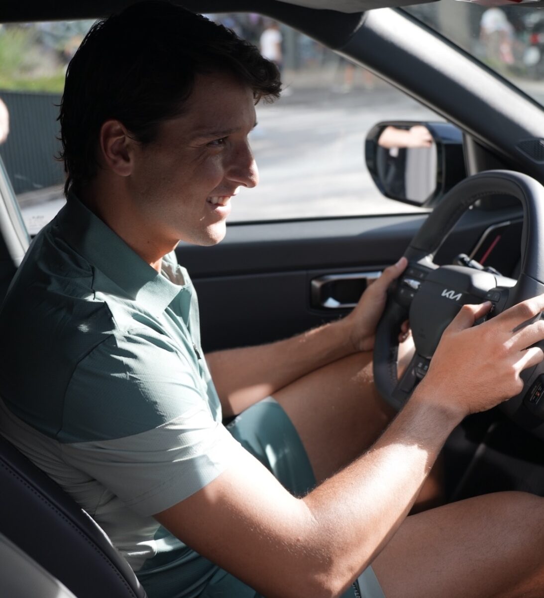 Kia Seltos, l’auto ufficiale del tennista Luciano Darderi Kia Seltos, l’auto ufficiale del tennista Luciano Darderi