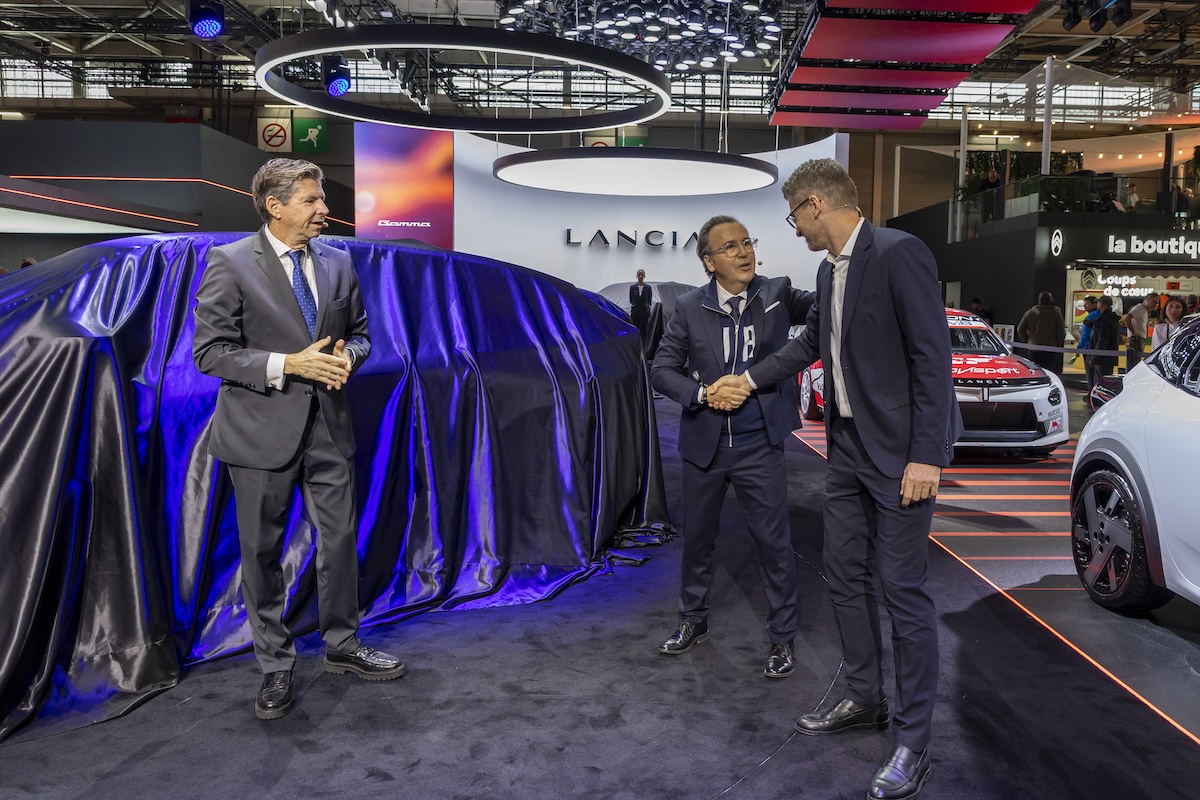 Lancia rilancia da Parigi: nuova Gamma, Ypsilon HF e ritorno vincente nei rally Lancia rilancia da Parigi: nuova Gamma, Ypsilon HF e ritorno vincente nei rally