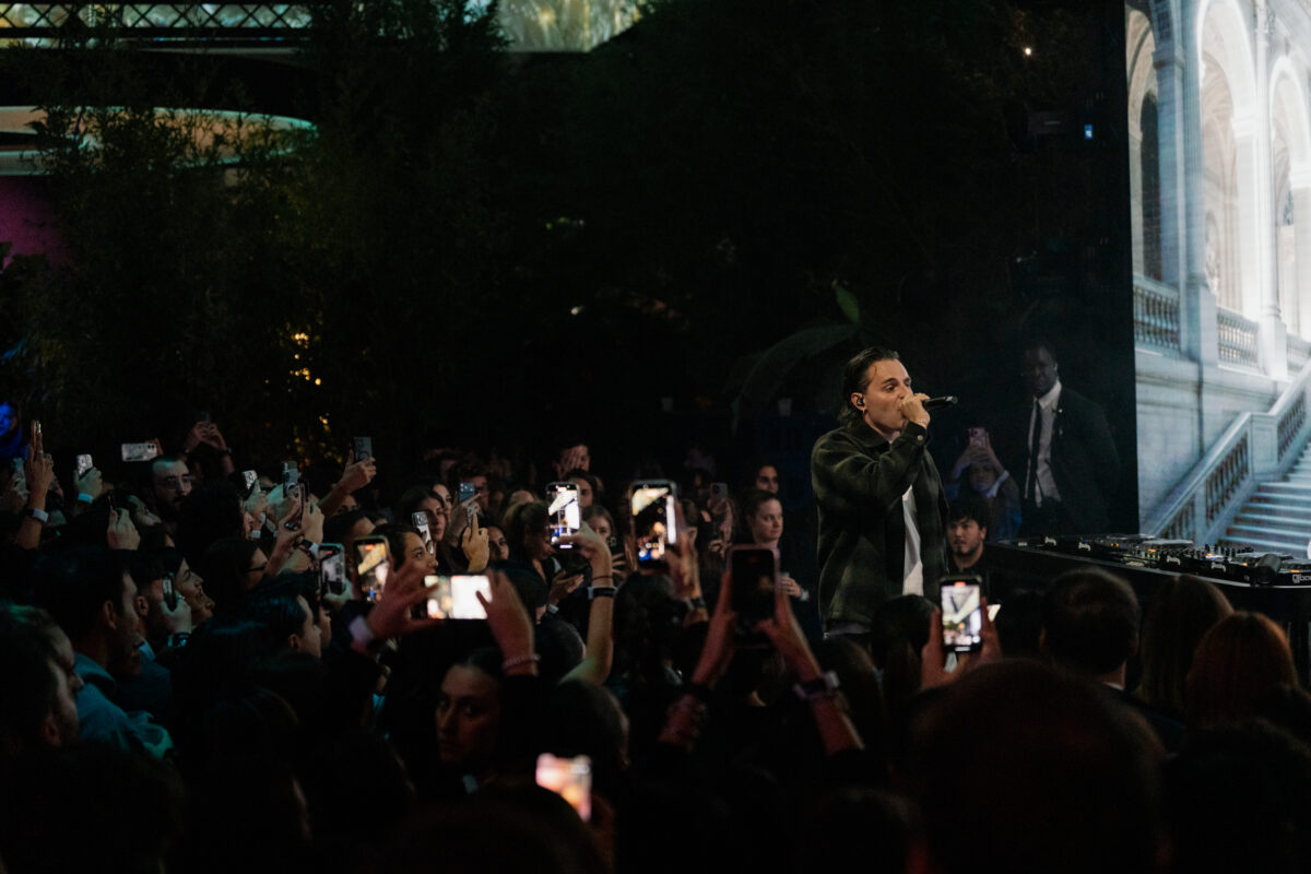 JTI, musica e creatività protagoniste a Milano con Ploom Flavour Garden: Ernia accende la serata JTI, musica e creatività protagoniste a Milano con Ploom Flavour Garden: Ernia accende la serata