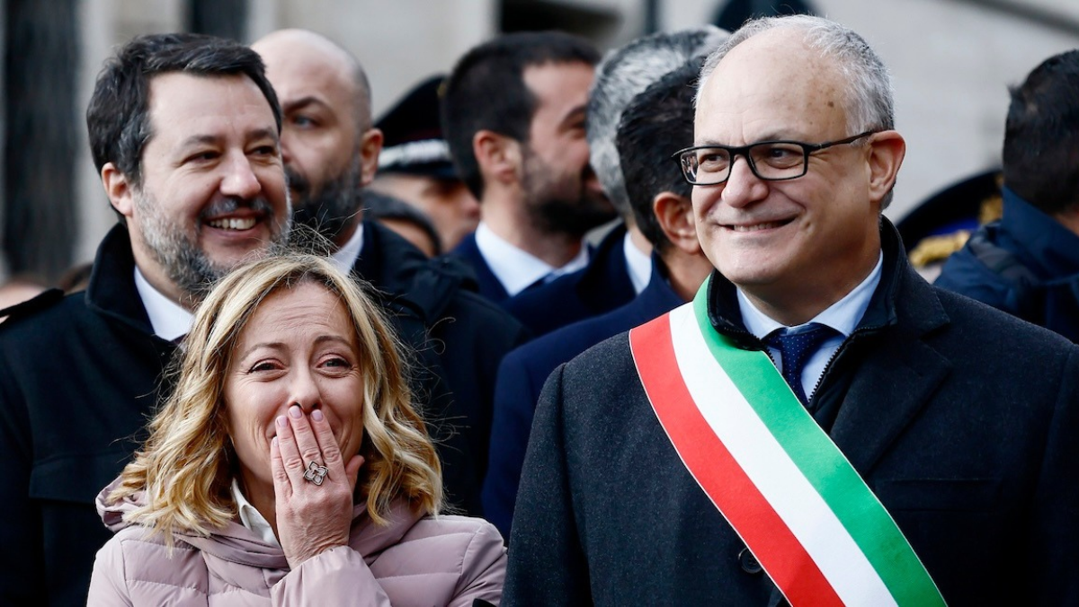 Gualtieri premier? A Roma preparano le Comunali, a sinistra gli preparano Palazzo Chigi Gualtieri premier? A Roma preparano le Comunali, a sinistra gli preparano Palazzo Chigi