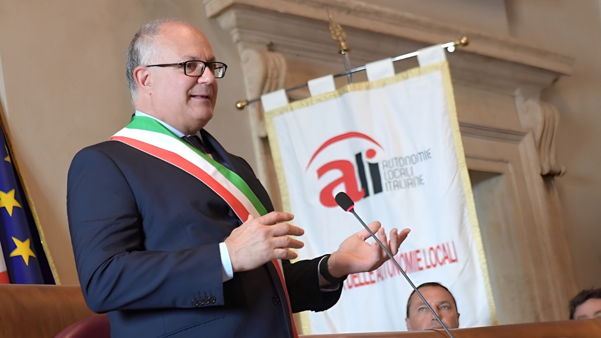 Abbonamento annuale a 50 euro: la proposta di Gualtieri che può rivoluzionare bus e metro Abbonamento annuale a 50 euro: la proposta di Gualtieri che può rivoluzionare bus e metro
