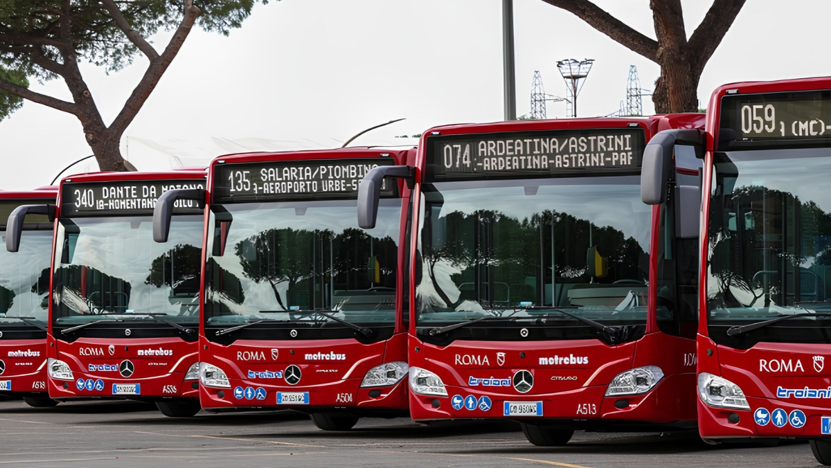 Bus periferici: lavoratori senza stipendio, il Comune prende tempo Bus periferici: lavoratori senza stipendio, il Comune prende tempo
