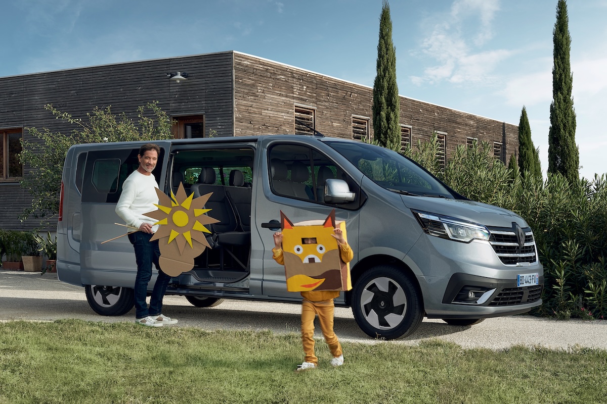 Renault Trafic si aggiorna: più comfort, sicurezza e tecnologia a bordo Renault Trafic si aggiorna: più comfort, sicurezza e tecnologia a bordo