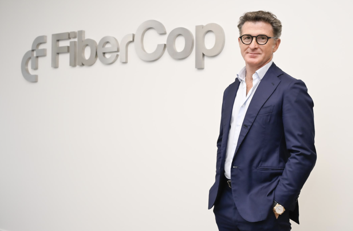 FiberCop, Marco Nespolo è il nuovo AD: arriva da Fedrigoni dopo otto anni alla guida del gruppo FiberCop, Marco Nespolo è il nuovo AD: arriva da Fedrigoni dopo otto anni alla guida del gruppo