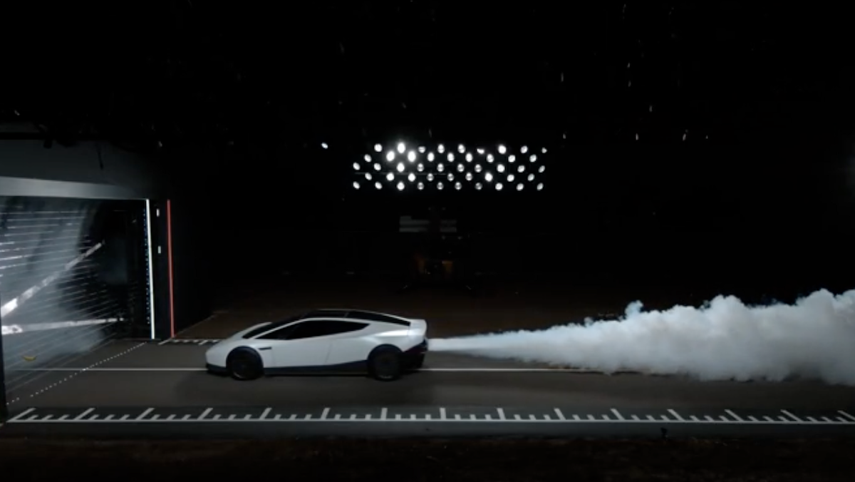 Tesla, follia o genialata? Elon Musk presenta l’auto volante Roadster Tesla, follia o genialata? Elon Musk presenta l’auto volante Roadster