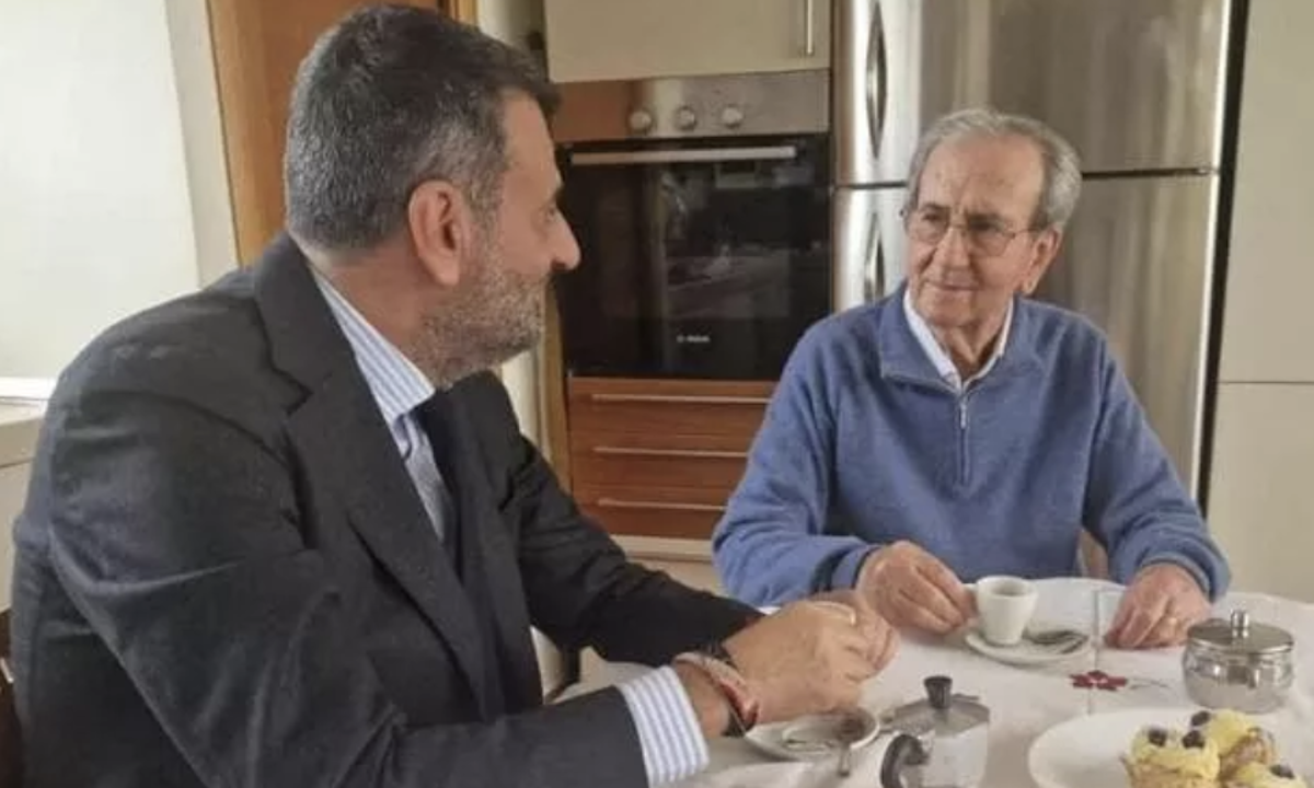 Puglia in lutto, morto il padre del governatore Decaro. Fu assessore a Bari Puglia in lutto, morto il padre del governatore Decaro. Fu assessore a Bari