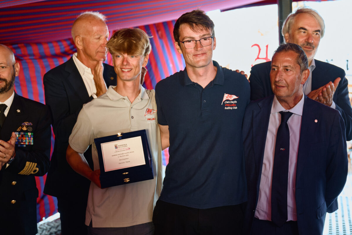 Trieste, si chiude il Nastro Rosa Veloce: Difesa Servizi celebra la grande vela Trieste, si chiude il Nastro Rosa Veloce: Difesa Servizi celebra la grande vela