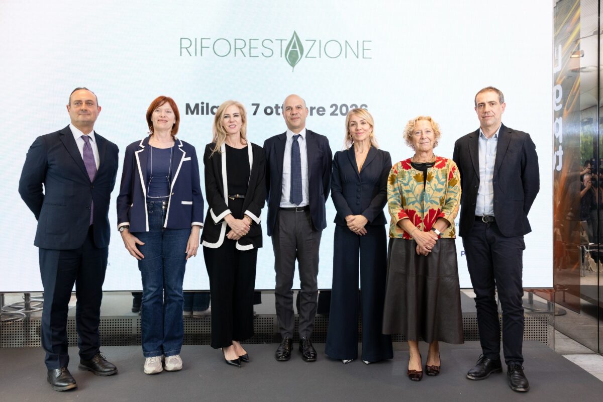 Pulsee Luce e Gas, RiforestAzione chiude il tour a Milano: piantati oltre 4,6 milioni di alberi e arbusti Pulsee Luce e Gas, RiforestAzione chiude il tour a Milano: piantati oltre 4,6 milioni di alberi e arbusti