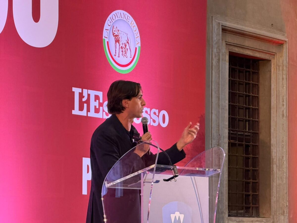 La carica dei 60 under 30, premio per militanti, amministratori e comunicatori. Lobuono: “Qui, campo larghissimo” – PHOTO GALLERY e VIDEO