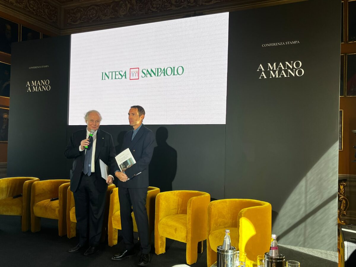Intesa Sanpaolo si racconta con “A mano a mano”. Lucchini: “Una banca vicina alle persone che sostiene l’economia reale”
